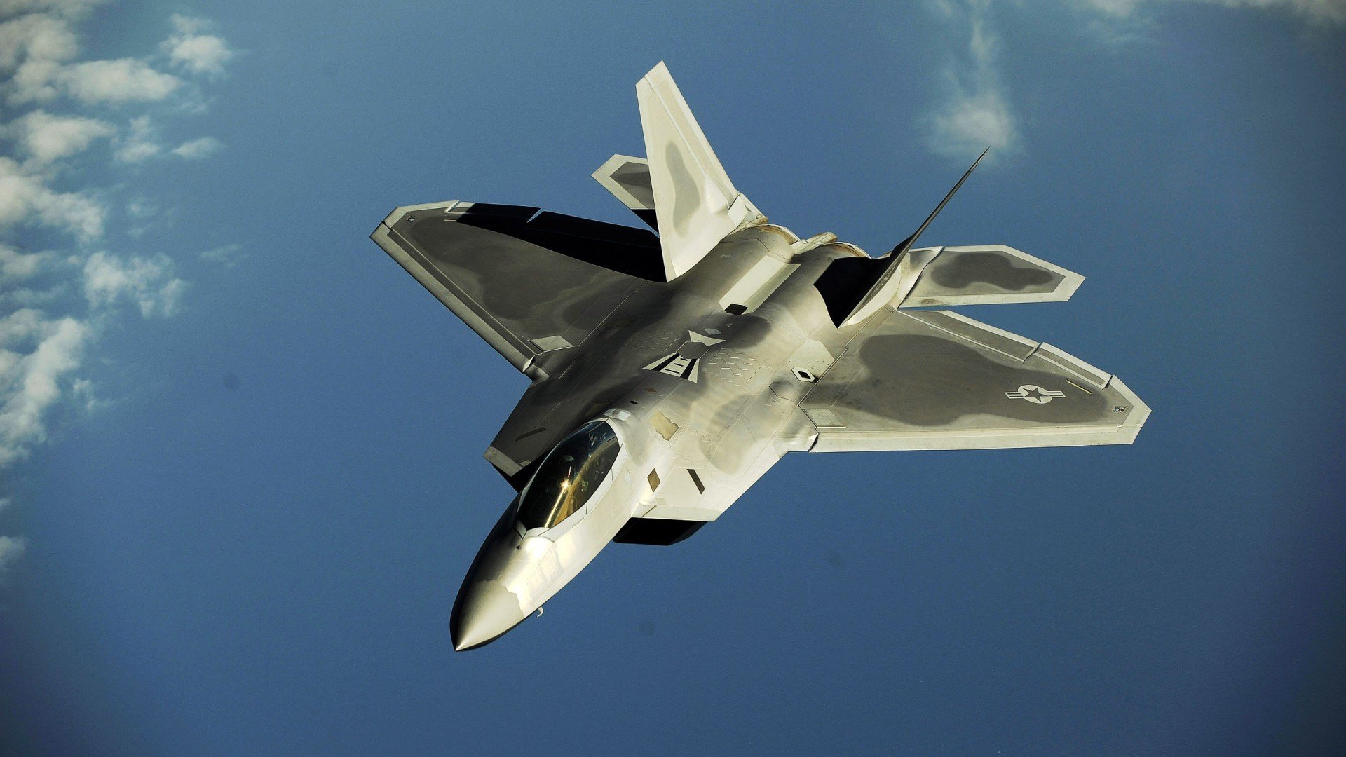 世俱杯网址-穆西亚拉被视为未来建队基石，西穆拉雅