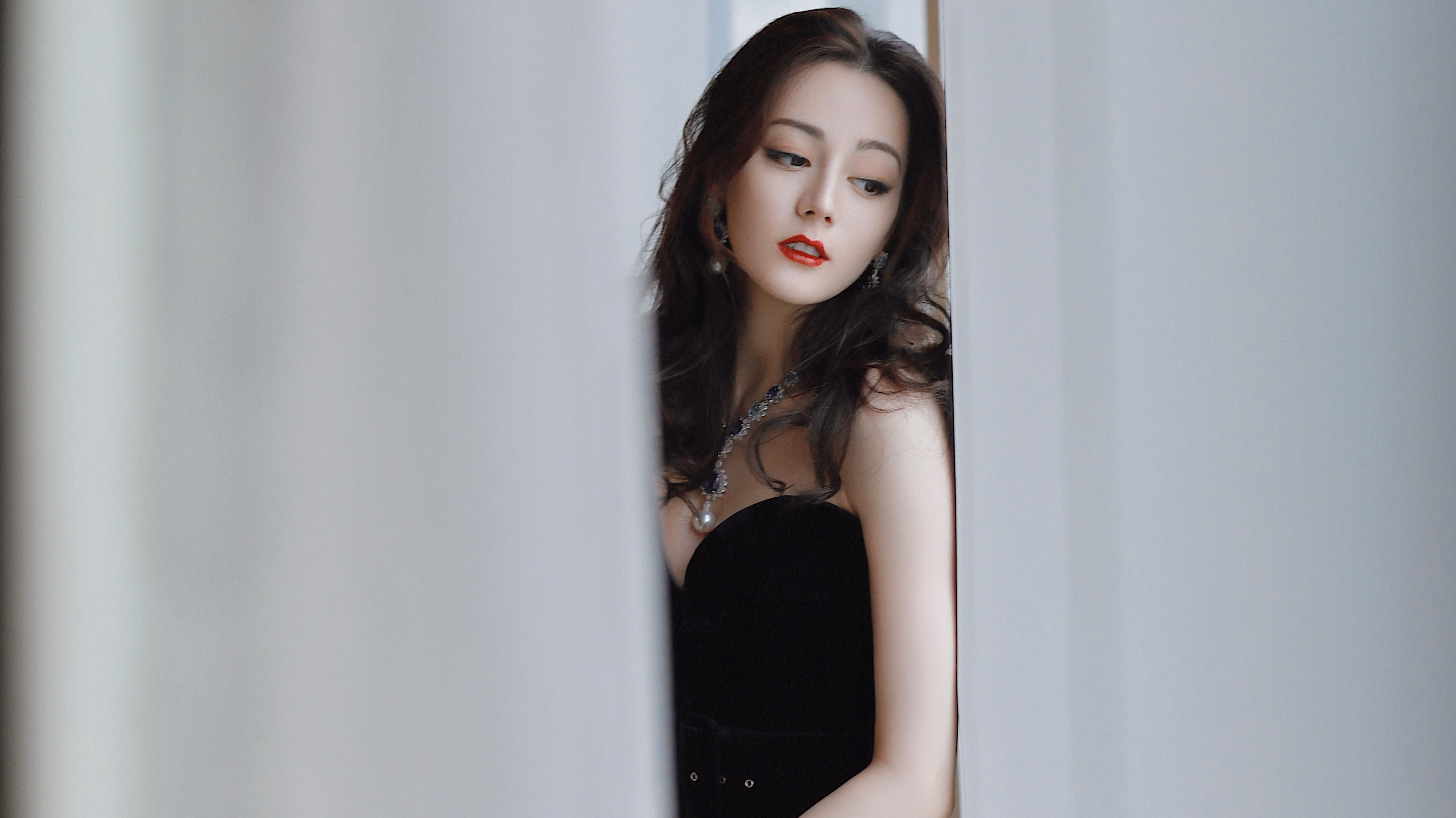 水球小组赛瑞士连胜不断，水球队视频